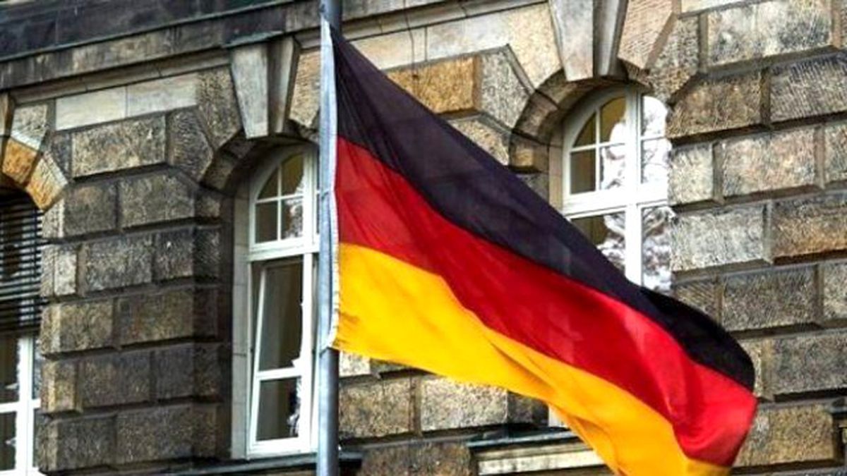 Almanya'da FETÖ'ye Yakın Firmalara Boykot Çağrısı Yapanlara Soruşturma