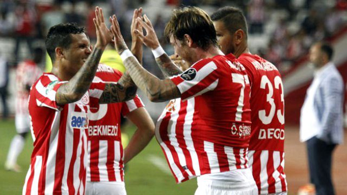 Antalyaspor - Atiker Konyaspor Maçını Seyircisiz Oynayacak
