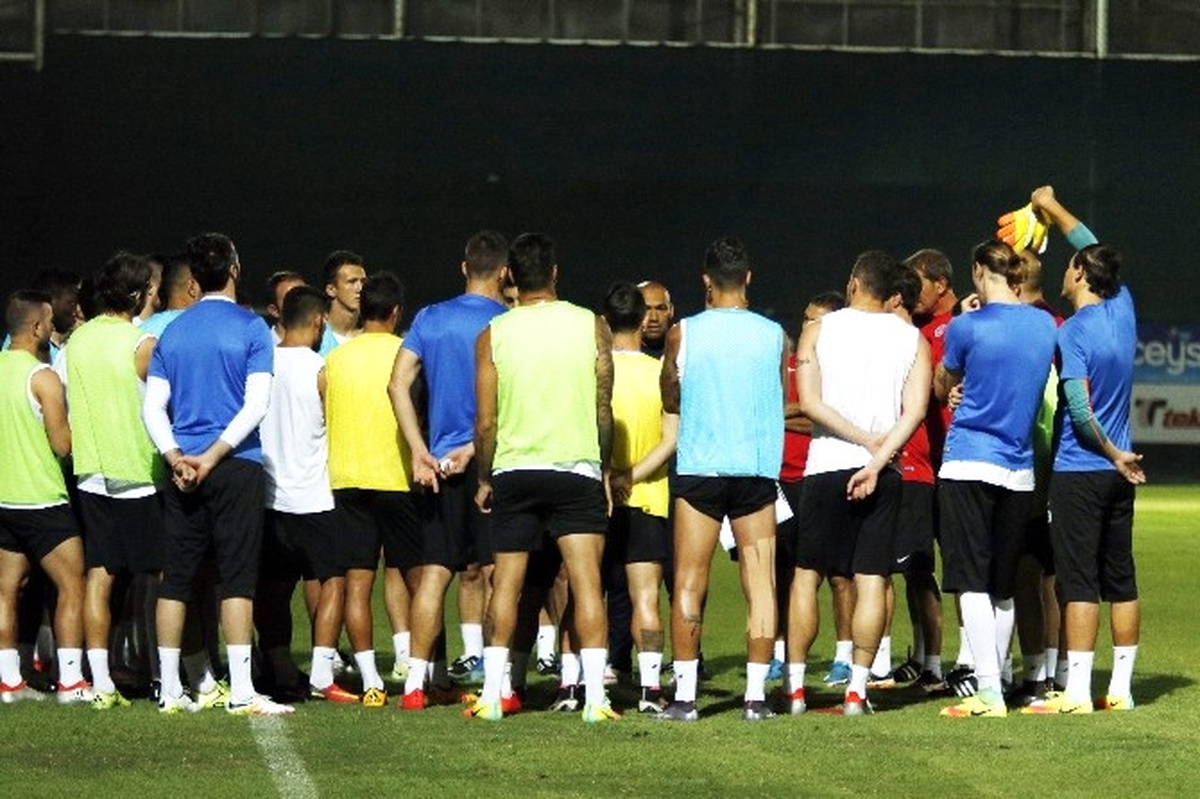 Antalyaspor Eto\'o\'suz Çalıştı