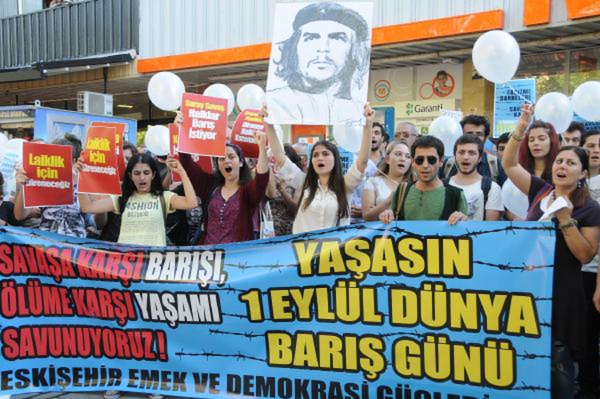 Che Guevara Fotoğraflı Dünya Barış Günü Eylemi