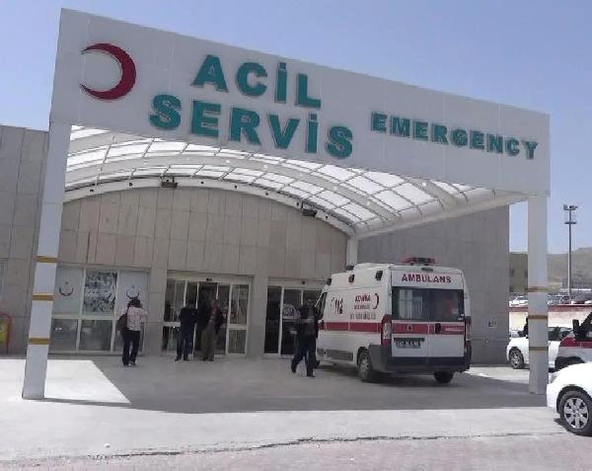 Fabrikada Yemekten Zehirlenen 42 İşçi, Hastanelik Oldu