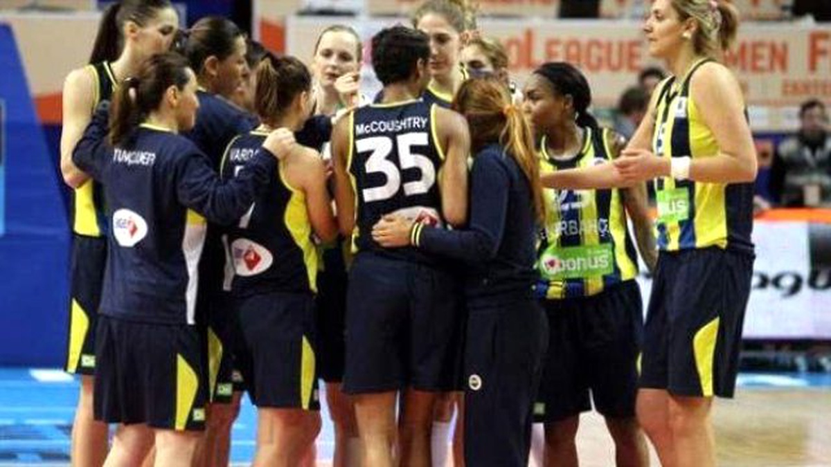 Fenerbahçe Kadın Basketbol Takımı Sezonu Açtı