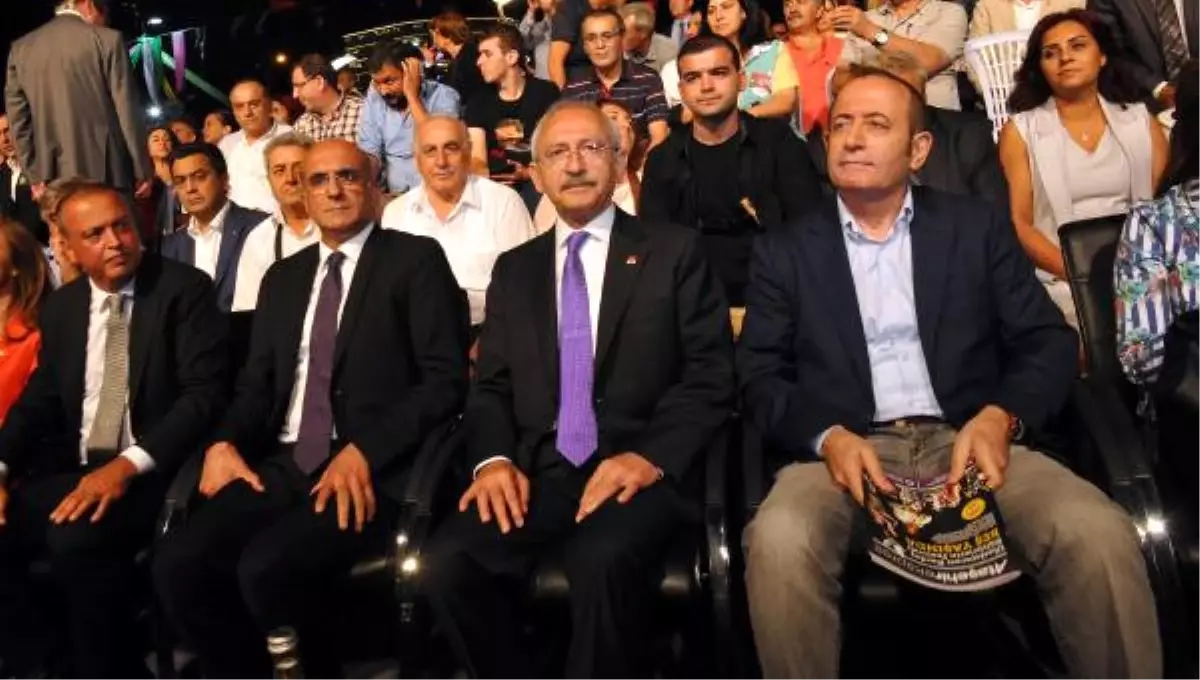 Kılıçdaroğlu: Siyaset Zenginleşme Aracı Değildir, Topluma Adanmışlıktır