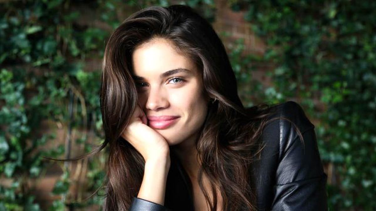 Ünlü Model İsyan Etti: Tecavüz Edilmiş Gibi Hissettim