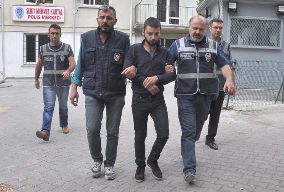 Yaşlı Kadının Torunu Gasp İddiasıyla Gözaltına Alındı