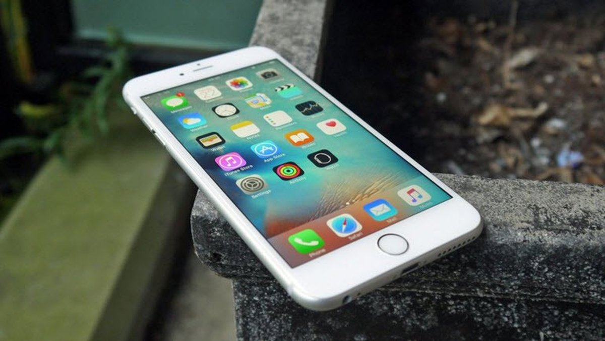 Yeni İphone\'un Adı Ne Olacak?