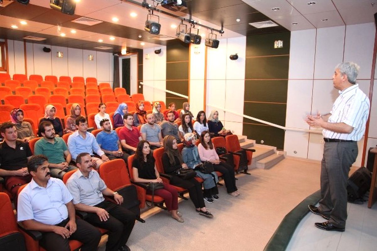 Ahlat\'a Aday Öğretmenlere Uyum Eğitimi Semineri