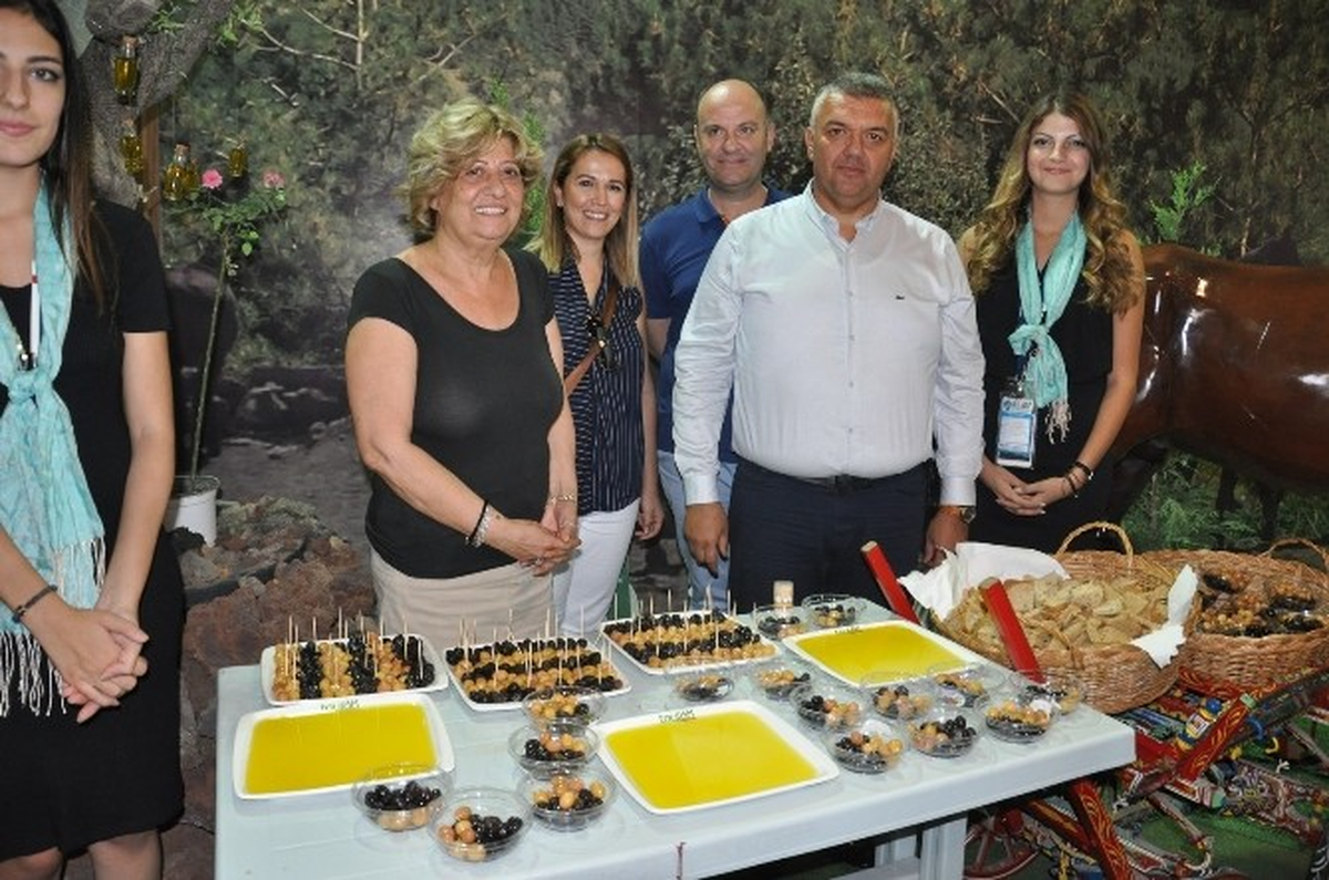 Akhisar, Zeytin ve Zeytin Yağıyla İzmir Fuarı\'na Damga Vurdu