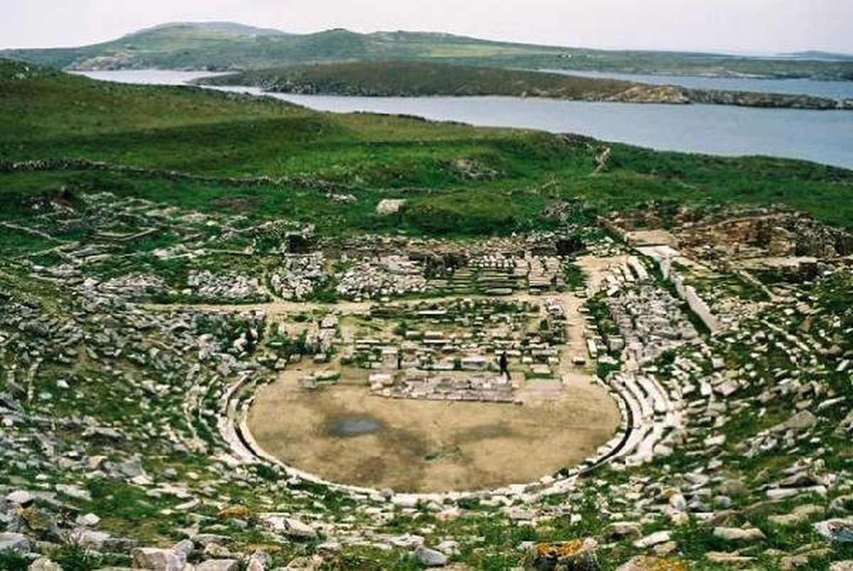 Antik Tiyatro "Savaşın Dehşetini Ege\'den Tüm Dünyaya Duyurmak İçin" Açılıyor