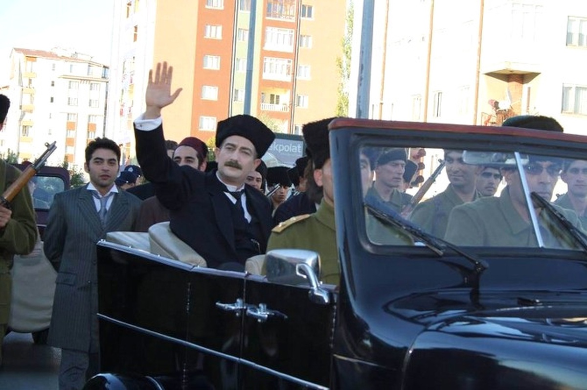 Atatürk\'ün Sivas\'a Gelişi Temsili Olarak Canlandırıldı