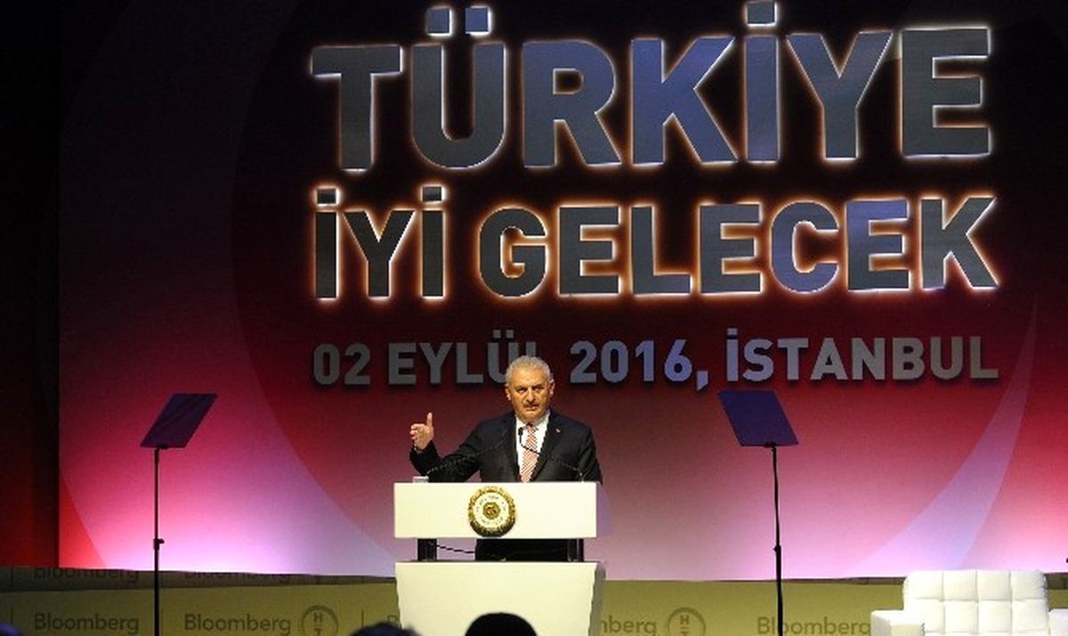Başbakan Binali Yıldırım: "Başımıza Gelen Pişmiş Tavuğun Başına Gelmedi"