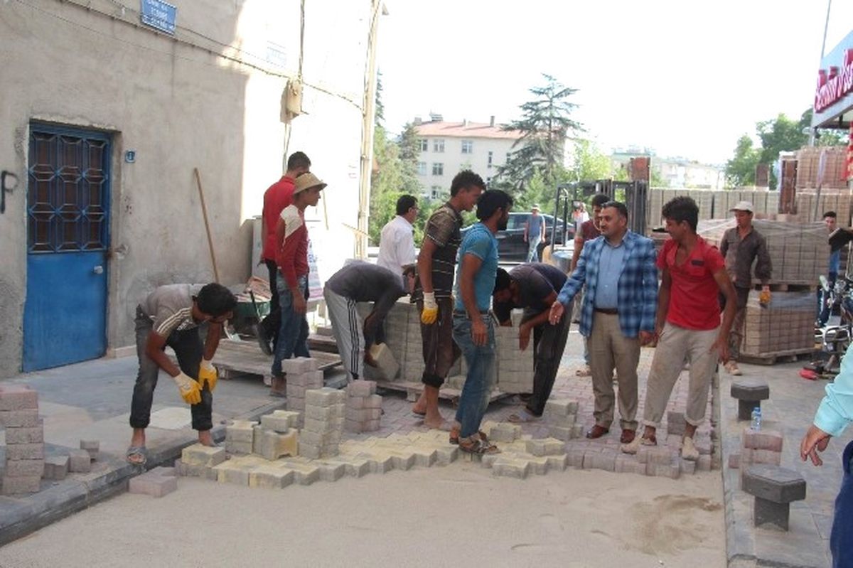 Başkan Cabbar Parke Çalışmalarını Yerinde İnceledi