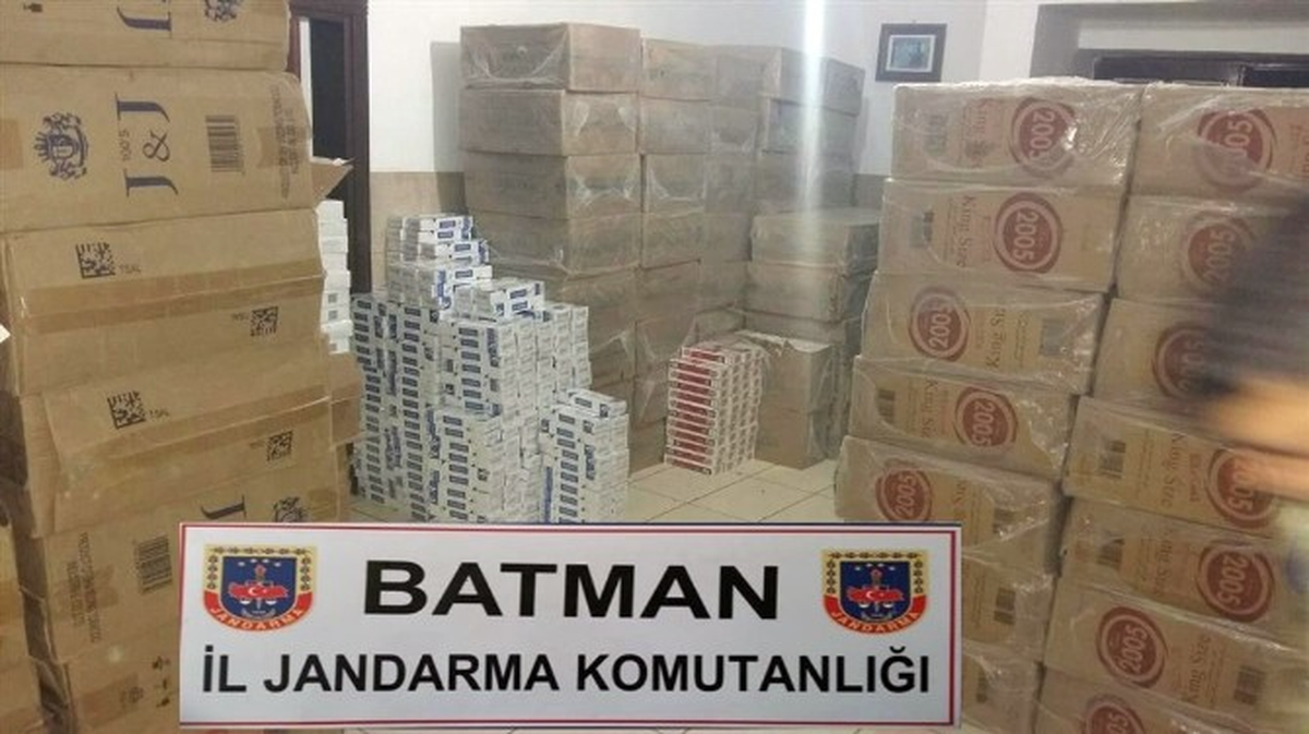 Batman\'da 58 Bin Paket Kaçak Sigara Ele Geçirildi