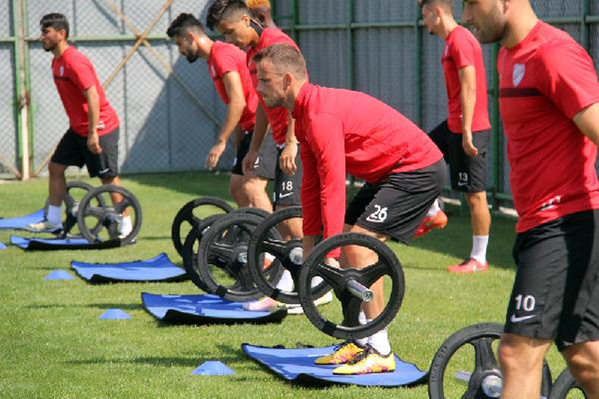 Boluspor Yarın Galatasaray\'la Oynayacak