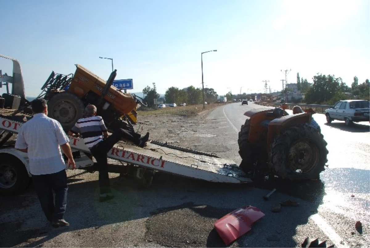 Bursa\'da Trafik Kazaları: 1 Ölü, 1 Ağır Yaralı