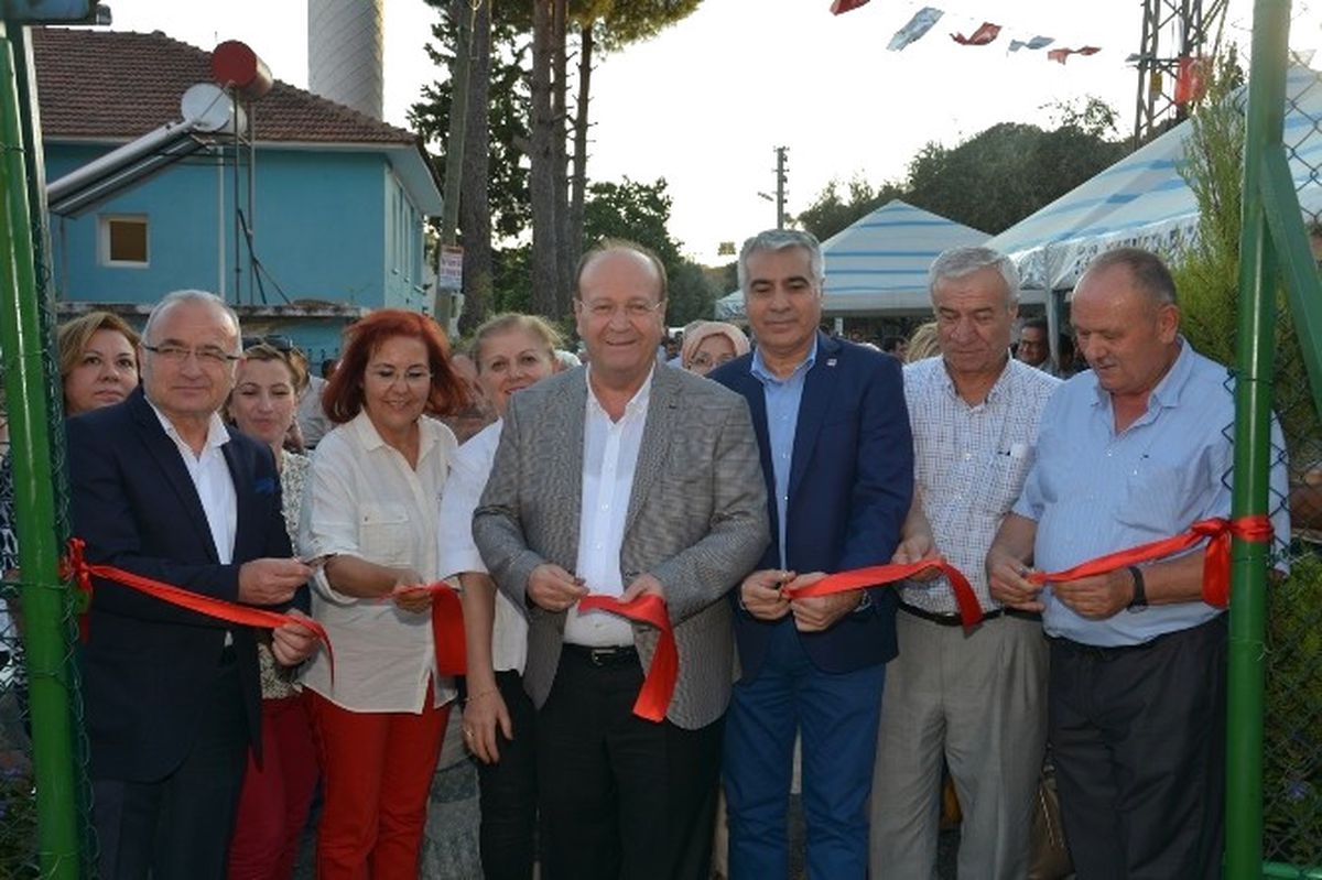 Efeler\'de Doğan Mahallesi Parkına Kavuştu