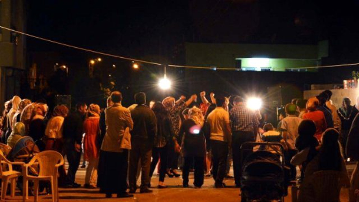 Gaziantep\'teki Saldırı Sonrası Balıkesir\'de Sokak Düğünleri Yasaklandı