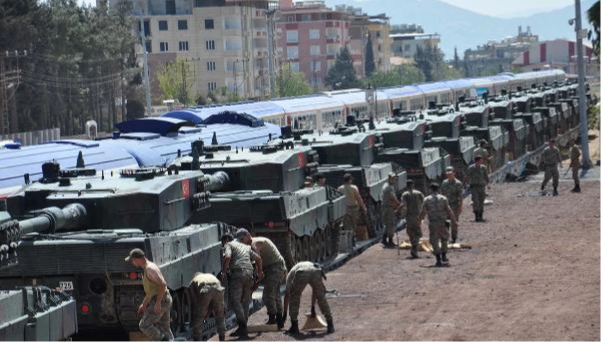İstanbul\'dan İslahiye\'ye Tank Seviyatı Sürüyor