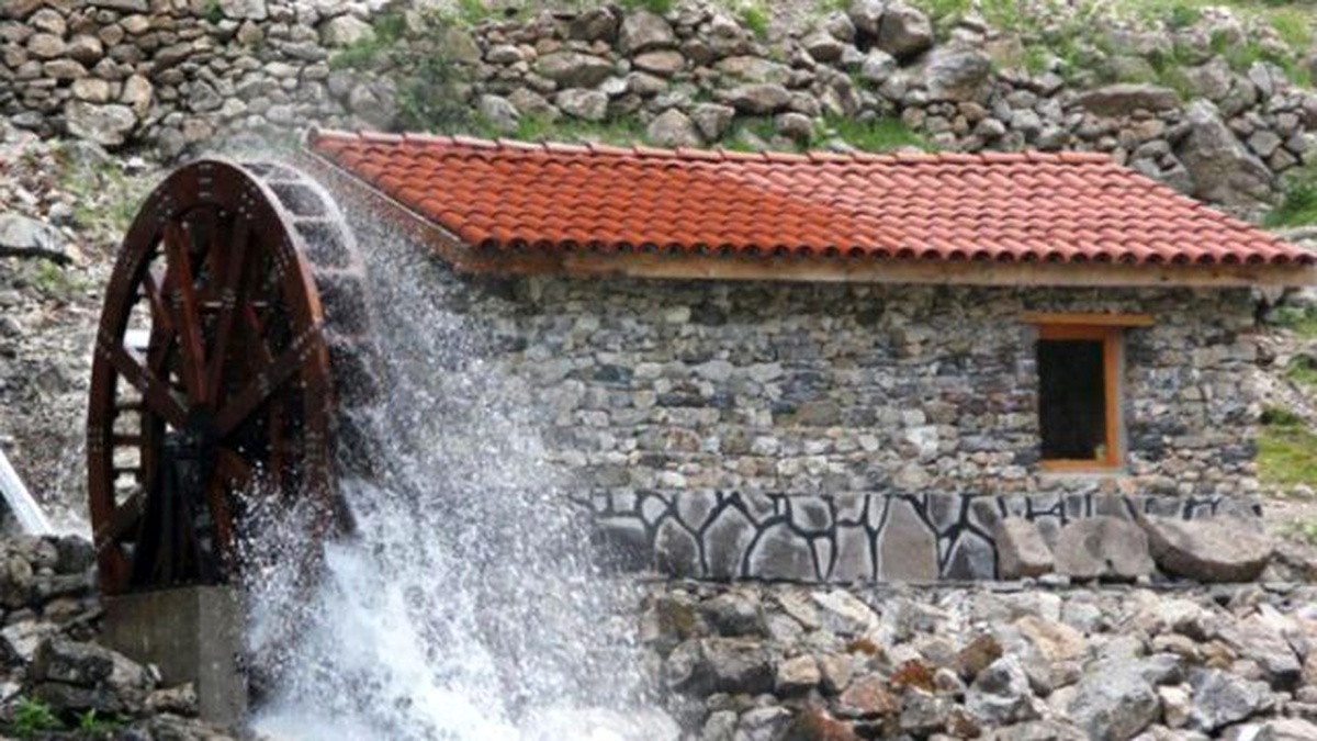 Kartepe\'deki Tarihi Su Değirmeni Yeniden Canlanıyor