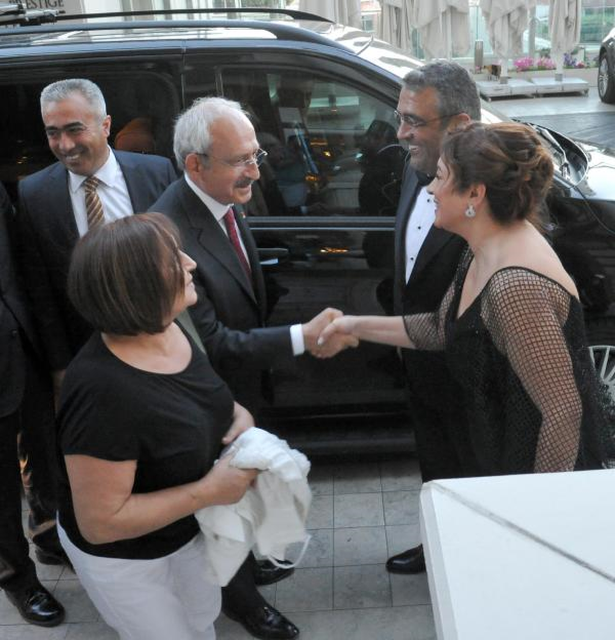Kılıçdaroğlu, Nikah Şahitliği Yaptı