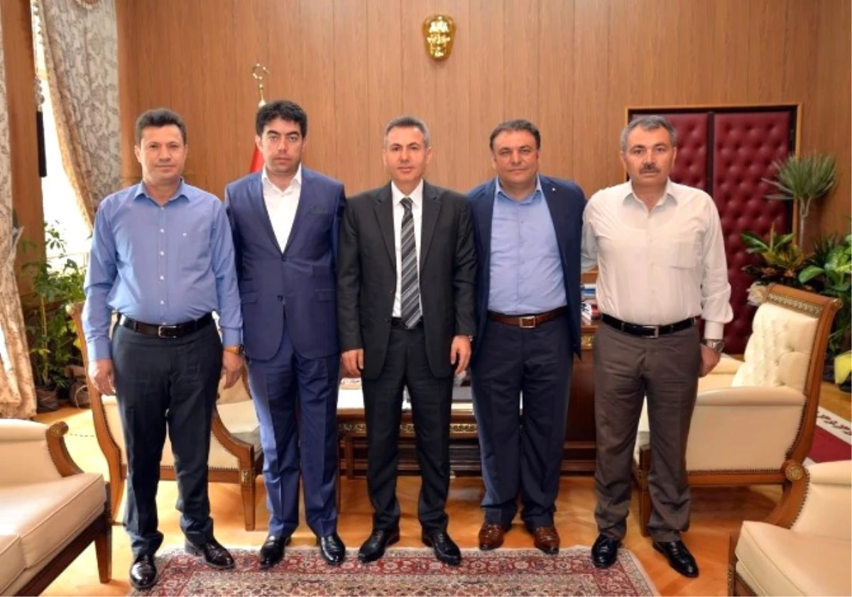 Kırıkkale Başkanlarından, Vali Elban\'a Ziyaret