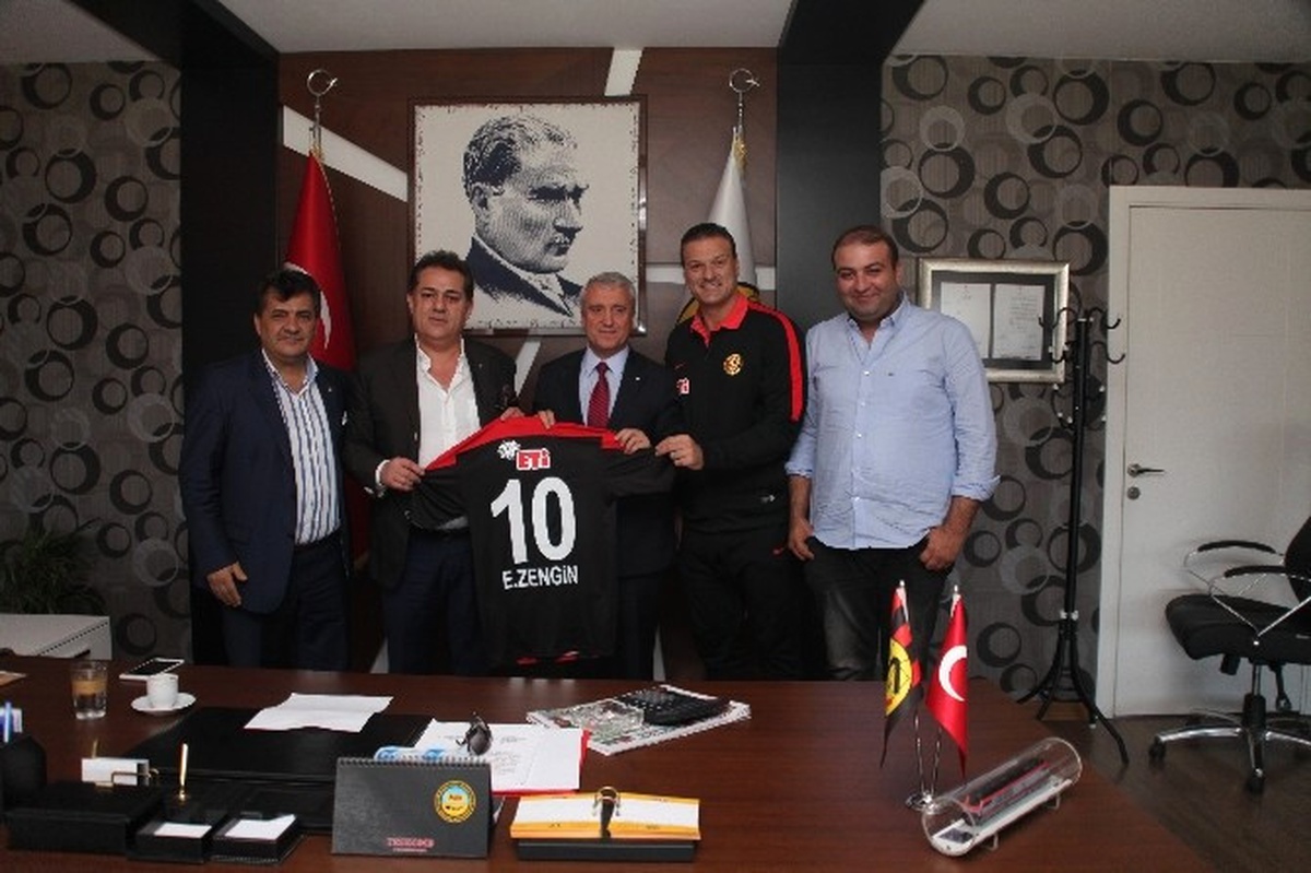 Rektör Gündoğan\'dan Eskişehirspor\'a Ziyaret
