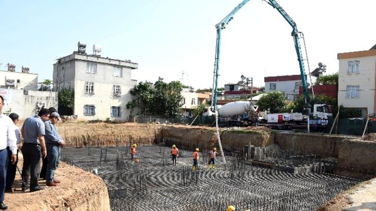 Erdemli\'de Cami Açıldı, Kur\'an Kursu Temeli Atıldı