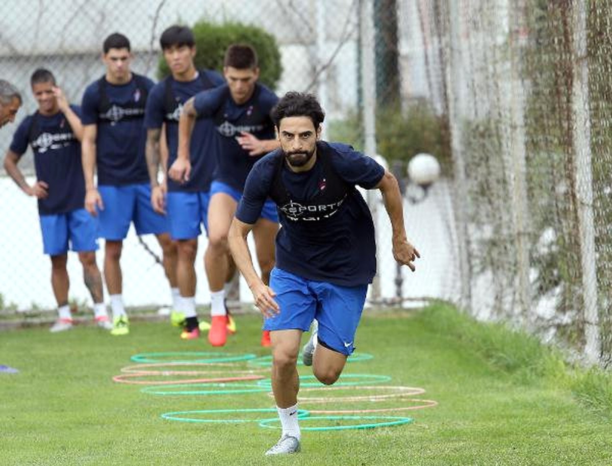 Trabzonspor Ekici\'yle Masaya Oturacak