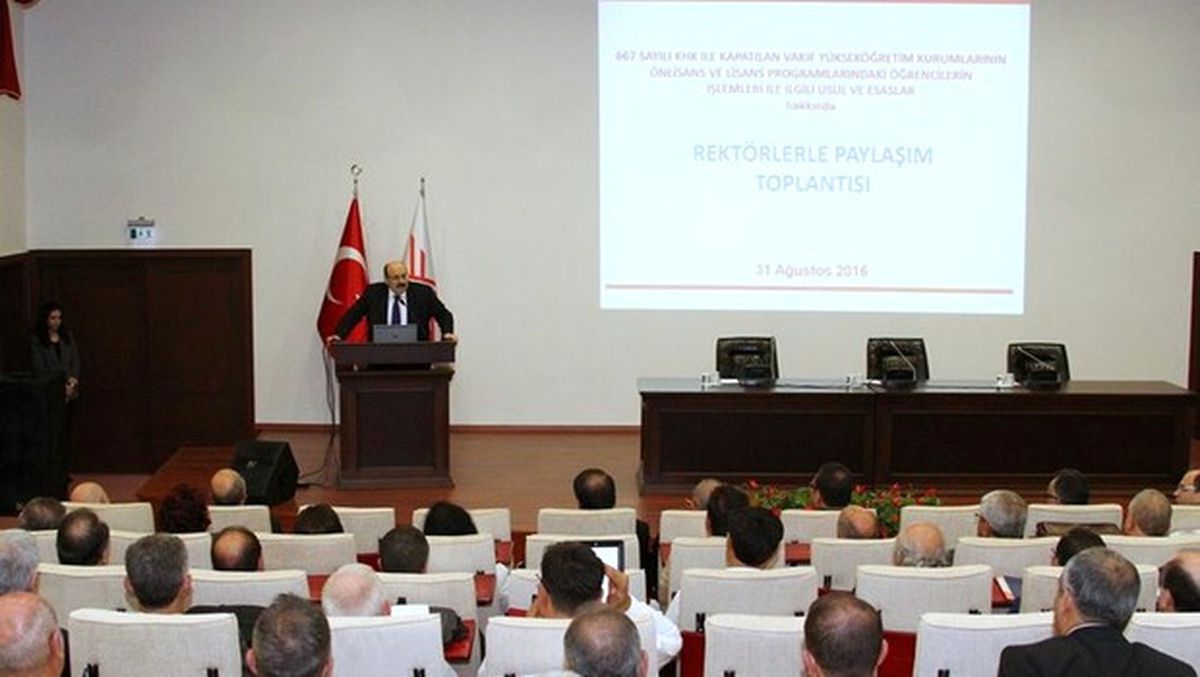 YÖK\'te Rektörler Toplantısı Yapıldı