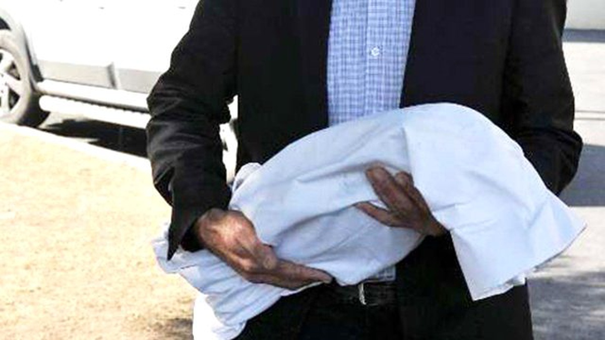 75 Günlük Bebek Kendi Kusmuğunda Boğuldu