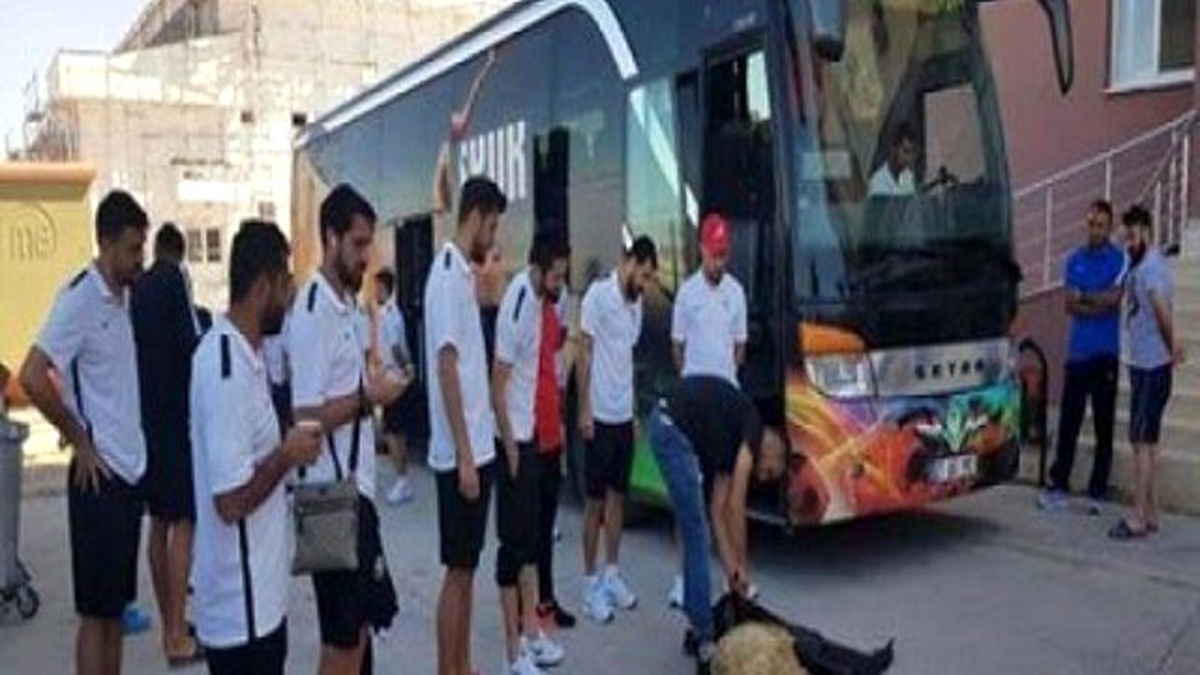 Amedspor Kurban Keserek Erzurum\'a Gitti