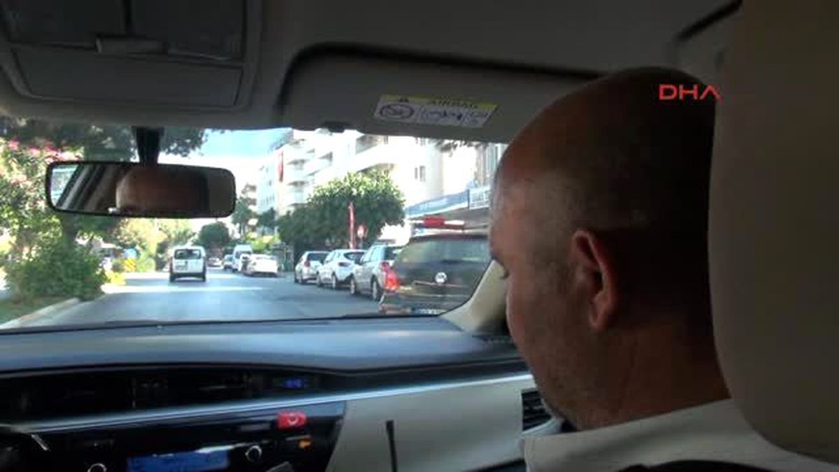 Antalya Polis Diye Tanıtıp 2 Evi Sattırdılar