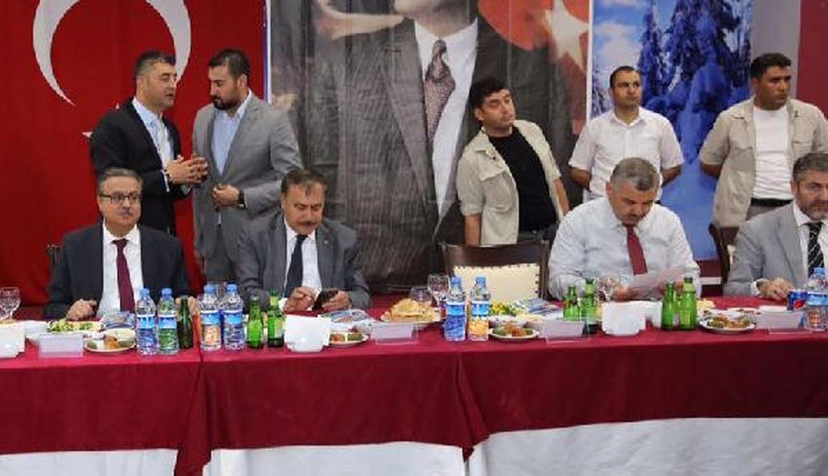 Bakan Eroğlu: İdil, Cizre, Silopi\'yi Çiçek Gibi Yapacağız (2)