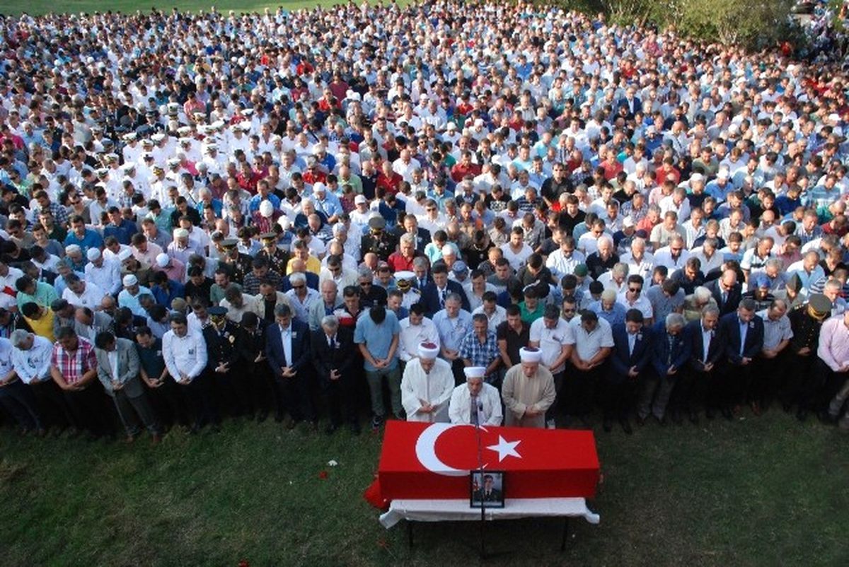 Bartın; Şehit Uzman Onbaşı Cem Kanber\'e Ağlıyor