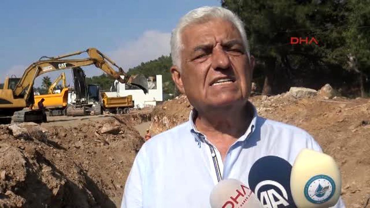Bodrum Büyükşehir Başkanı Gürün\'den Su Sorunun Yaşandığı Bodrum\'da İnceleme 2-