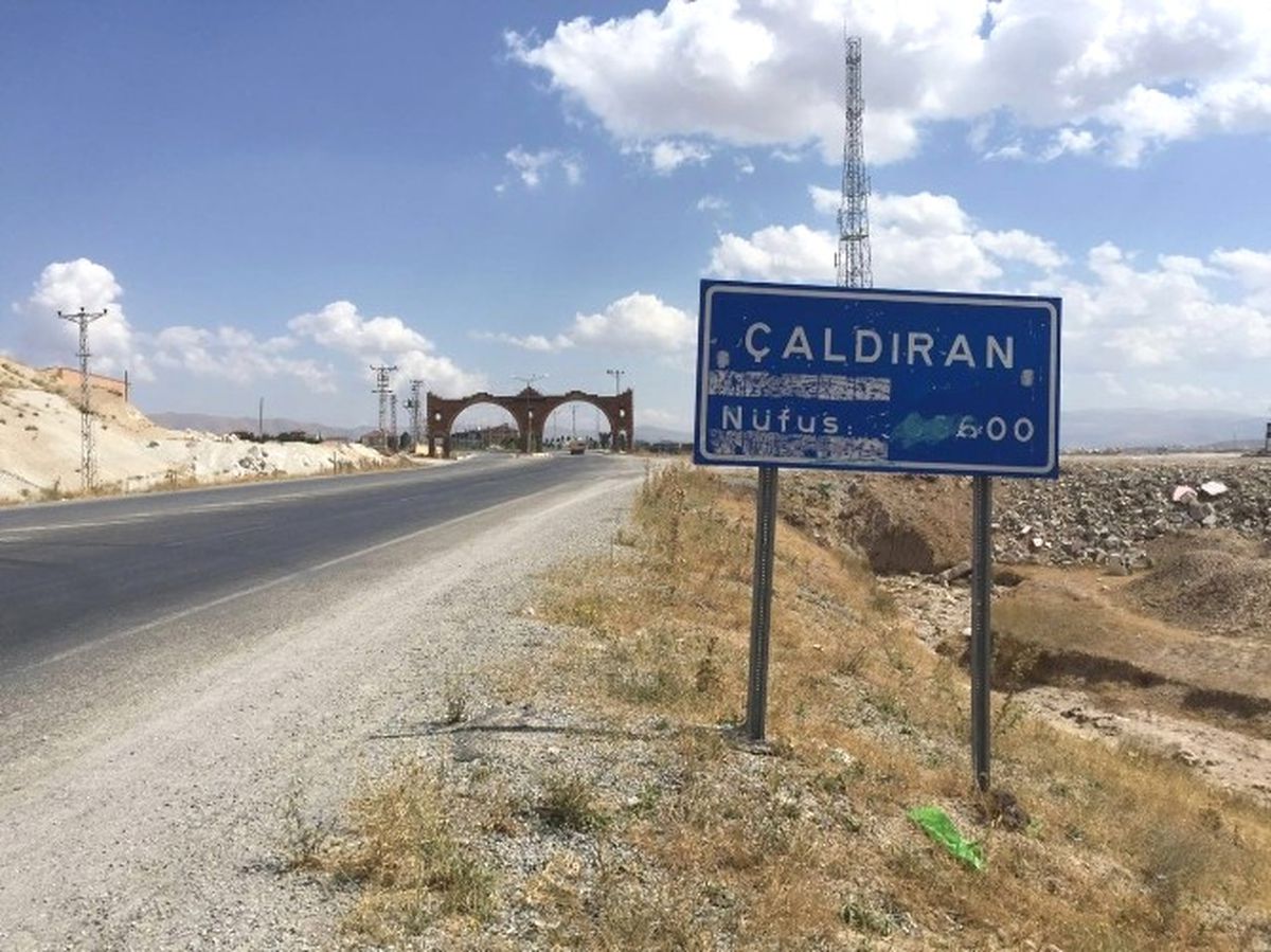 Çaldıran-Doğubayazıt Yolu Ulaşıma Kapatıldı