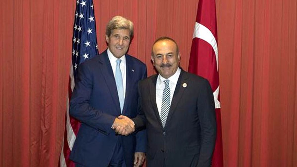Çavuşoğlu Çin\'de Kerry ile Görüştü
