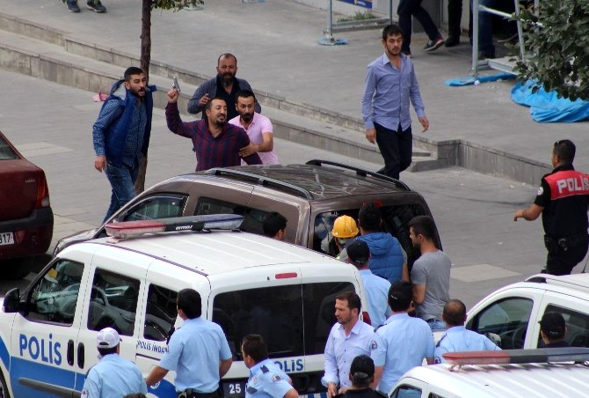 Erzurum'da Meydan Muharebesi Gibi Kavga