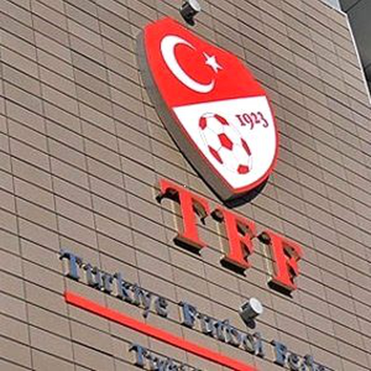 Futbol Federasyonu: "Acımız Büyük!"