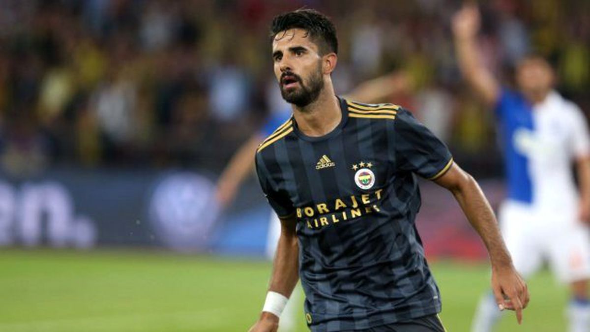 Fenerbahçe'de Alper Potuk 10 Numara Pozisyonunda Oynayacak