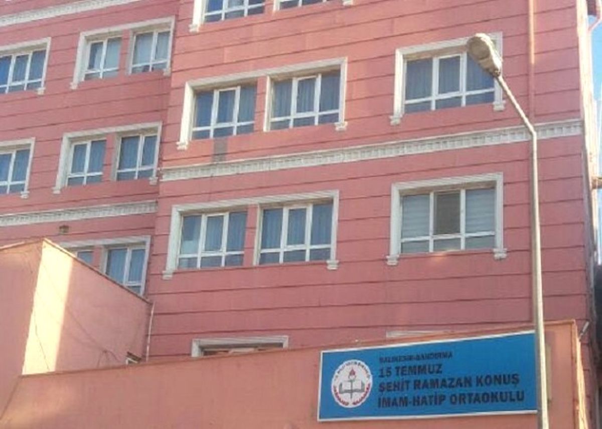 Fetö\'nün El Konulan Okuluna 15 Temmuz Şehidinin İsmi Verildi