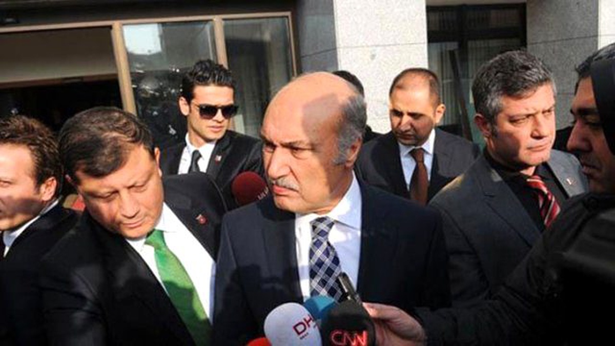 Fetö Soruşturması Kapsamında İstanbul Adliyesi\'nde Savcıya İfade Veren Eski İstanbul Emniyet Müdürü...