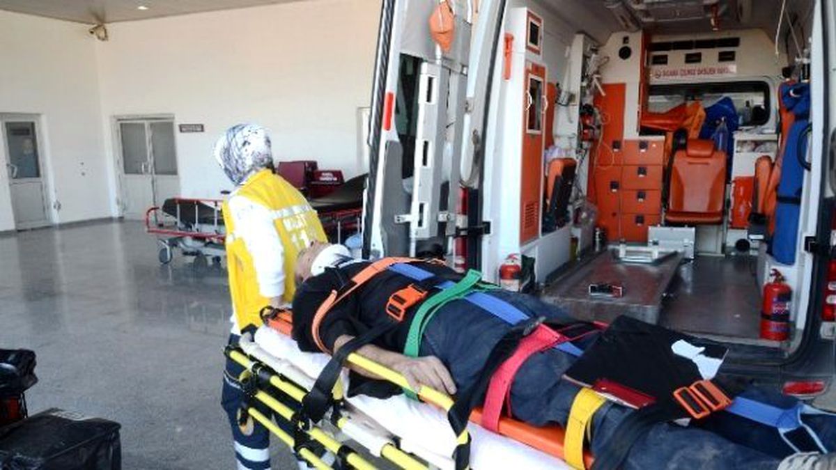 Tır ile Otomobil Çarpıştı: 1 Yaralı