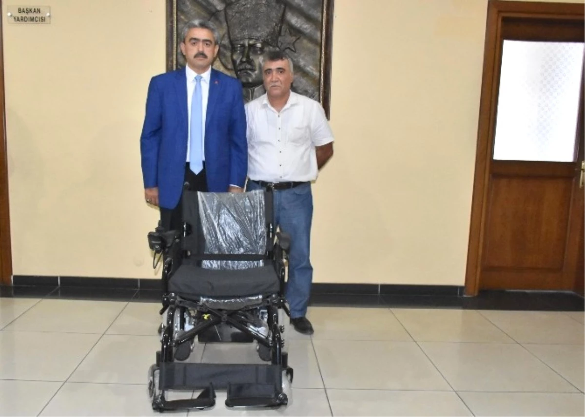 Nazilli Belediyesi Engelli Vatandaşın Yardımına Koştu