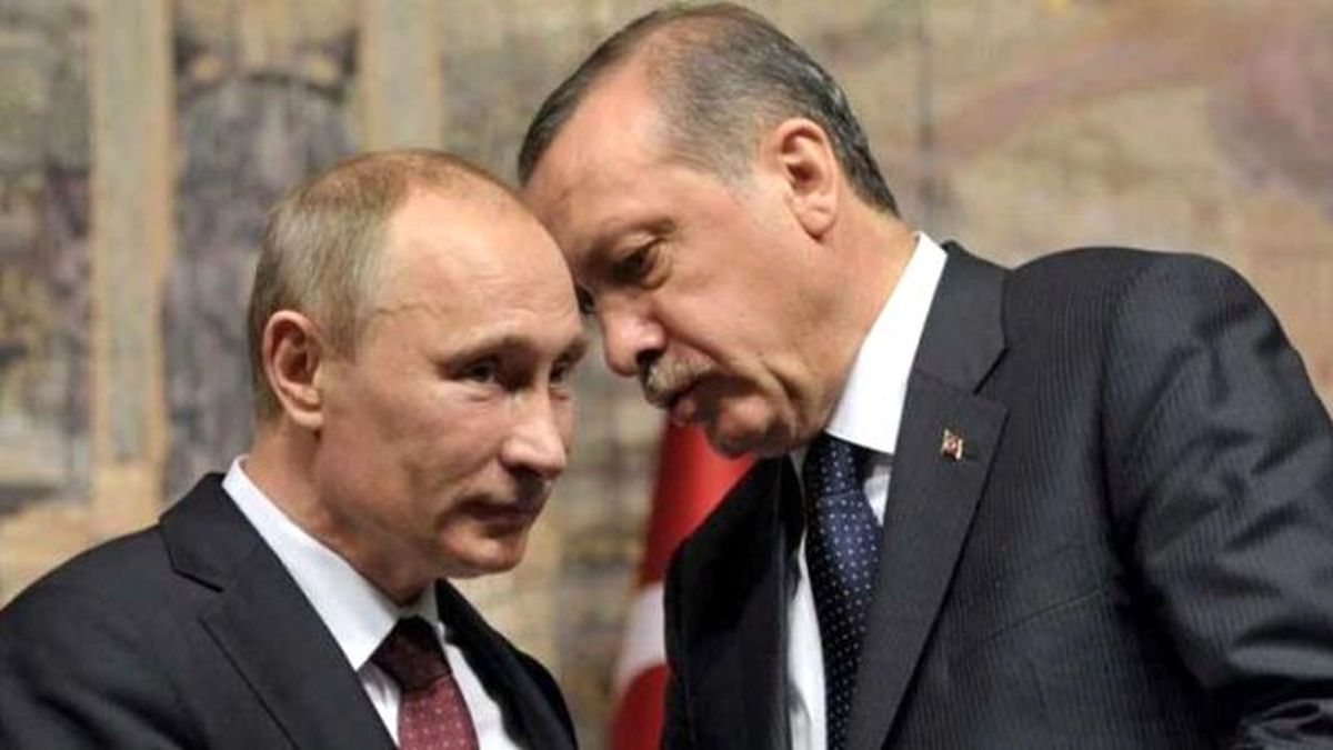 Putin'den Fırat Kalkanı Yorumu: Çıkarlarımızı Hayata Geçiriyoruz