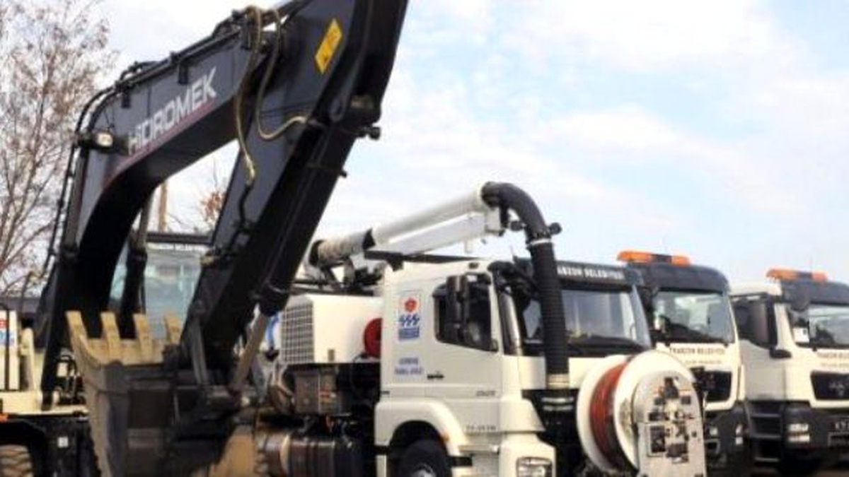Trabzon Büyükşehir Belediyesi\'nin Makine ve Araç Parkı Güçlendirildi