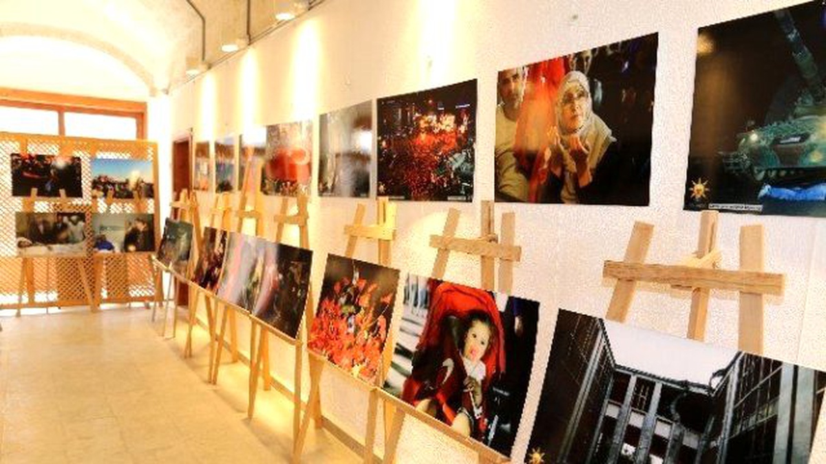 Aksaray\'da "15 Temmuz Milli İradenin Yükselişi Fotoğraf Sergisi"
