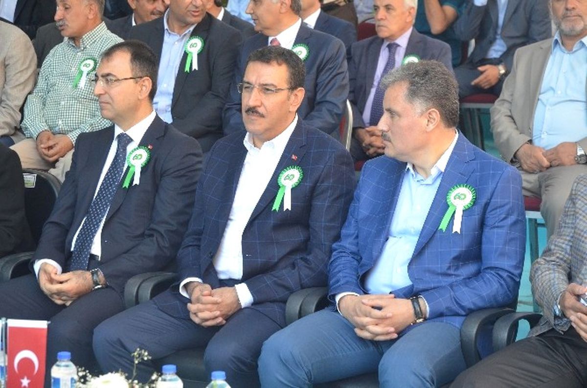 Bakan Tüfenkci, Malatya Şeker Fabrikası\'nın 61. Kampanya Döneminin Açılışına Katıldı