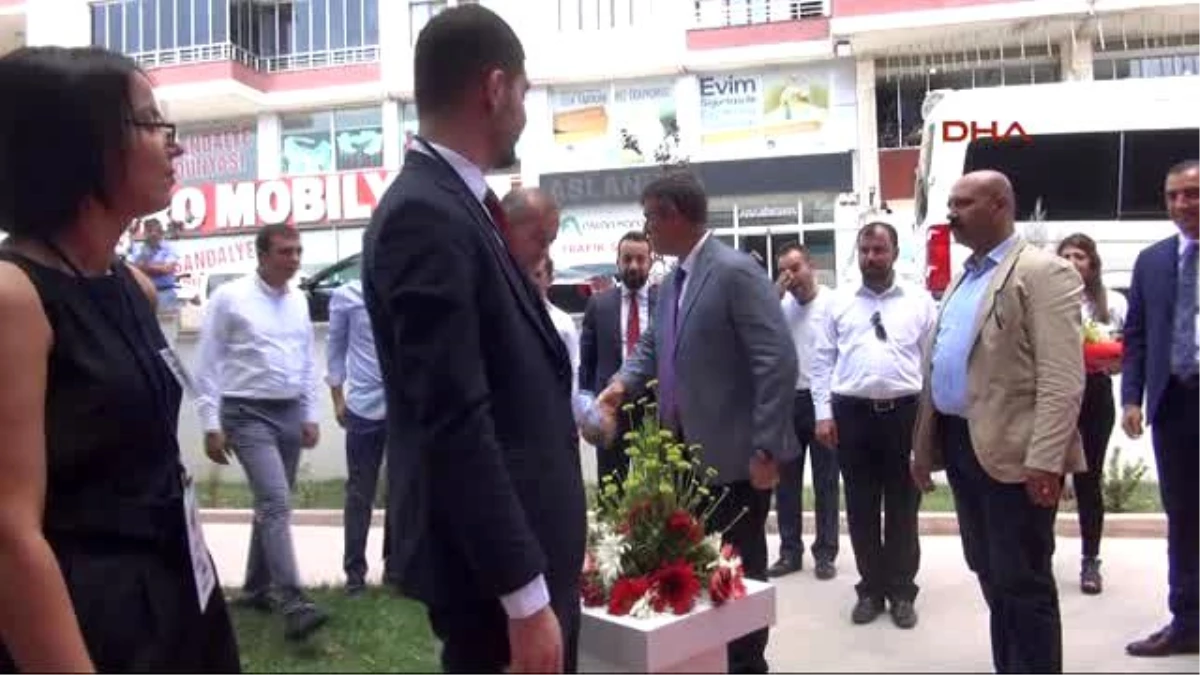 Batman TBB Başkanı Feyzioğlu, Batman'da Protesto Edildi