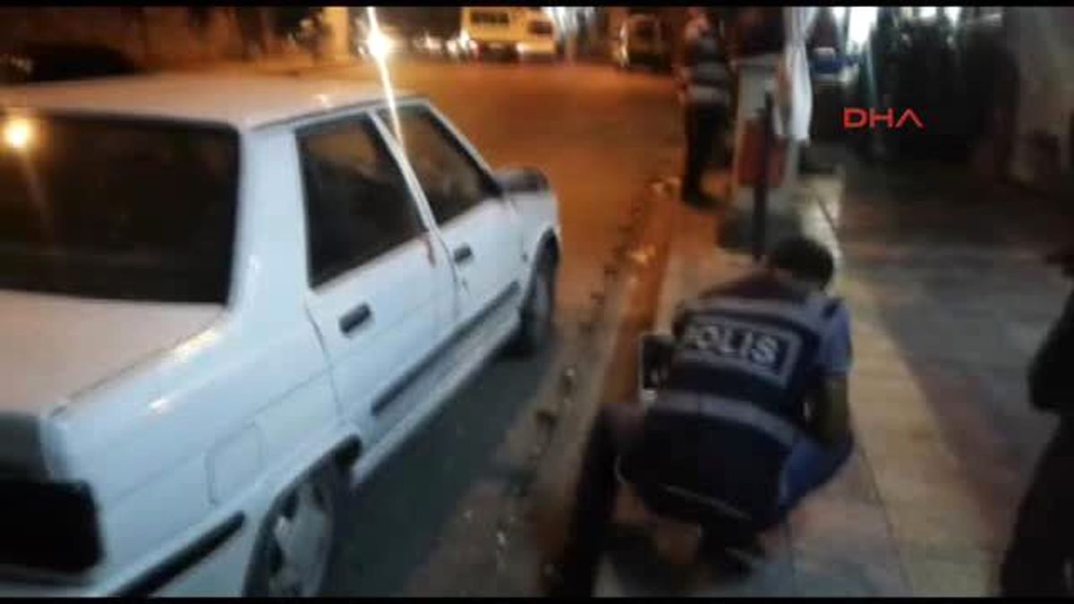 Besni\'de Bıçaklı Kavga: 2 Yaralı